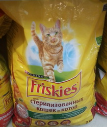 Корм для кошек Friskies